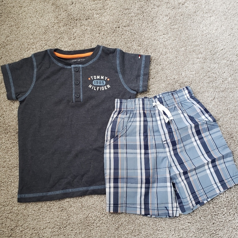 ✔️SOLD✔️New Tommy Hilfiger 24m baby boy toddler